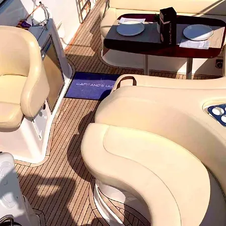 Motor Yacht Alicante Botel